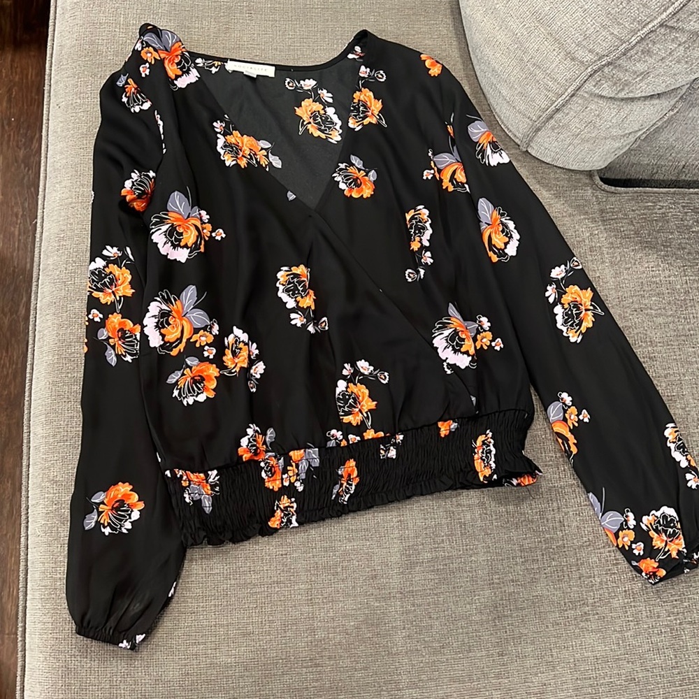 Socialite size medium